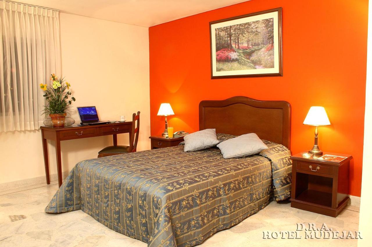 Hotel Mudejar Cali Luaran gambar